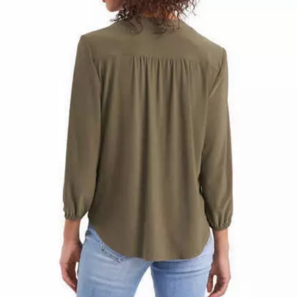 Two by Vince Camuto | V-neck Long Sleeve Blouse, Olympia Greey - Picture 3 of 10
